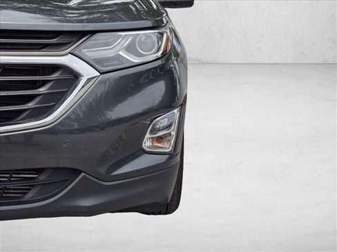 Used 2020 Chevrolet Equinox LS FWD image 8