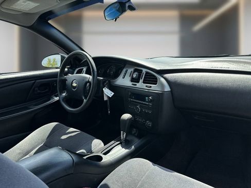 Used 2006 Chevrolet Monte Carlo LT w/ Preferred Equipment Group image 6