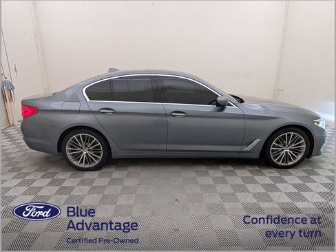 Used 2017 BMW 540i RWD image 2