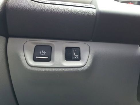 Used 2017 GMC Acadia SLT image 35