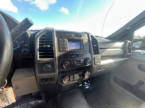 Used 2021 Ford F450 XL image 11