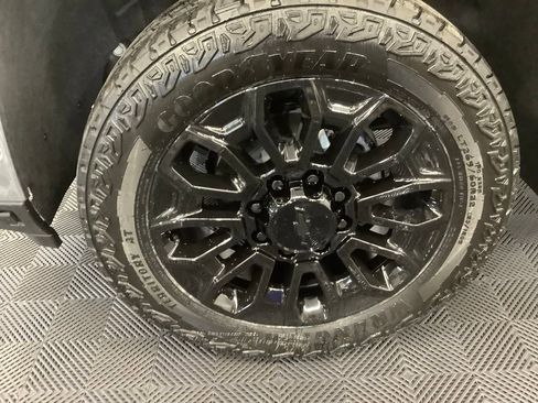 New 2026 Chevrolet Silverado 2500 LTZ w/ LTZ Convenience Package image 2