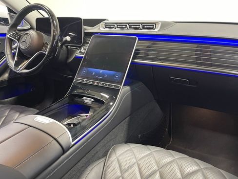 Used 2023 Mercedes-Benz S 580e 4MATIC Sedan w/ 3D Technology Package image 27