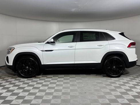 New 2026 Volkswagen Atlas Cross Sport SE AWD/4WD image 4