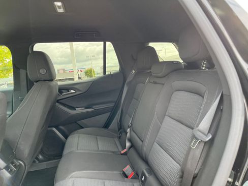 Used 2025 Chevrolet Equinox LT image 25