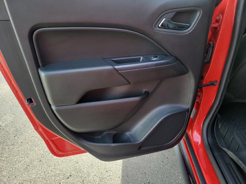 Used 2018 Chevrolet Colorado ZR2 AWD/4WD image 19