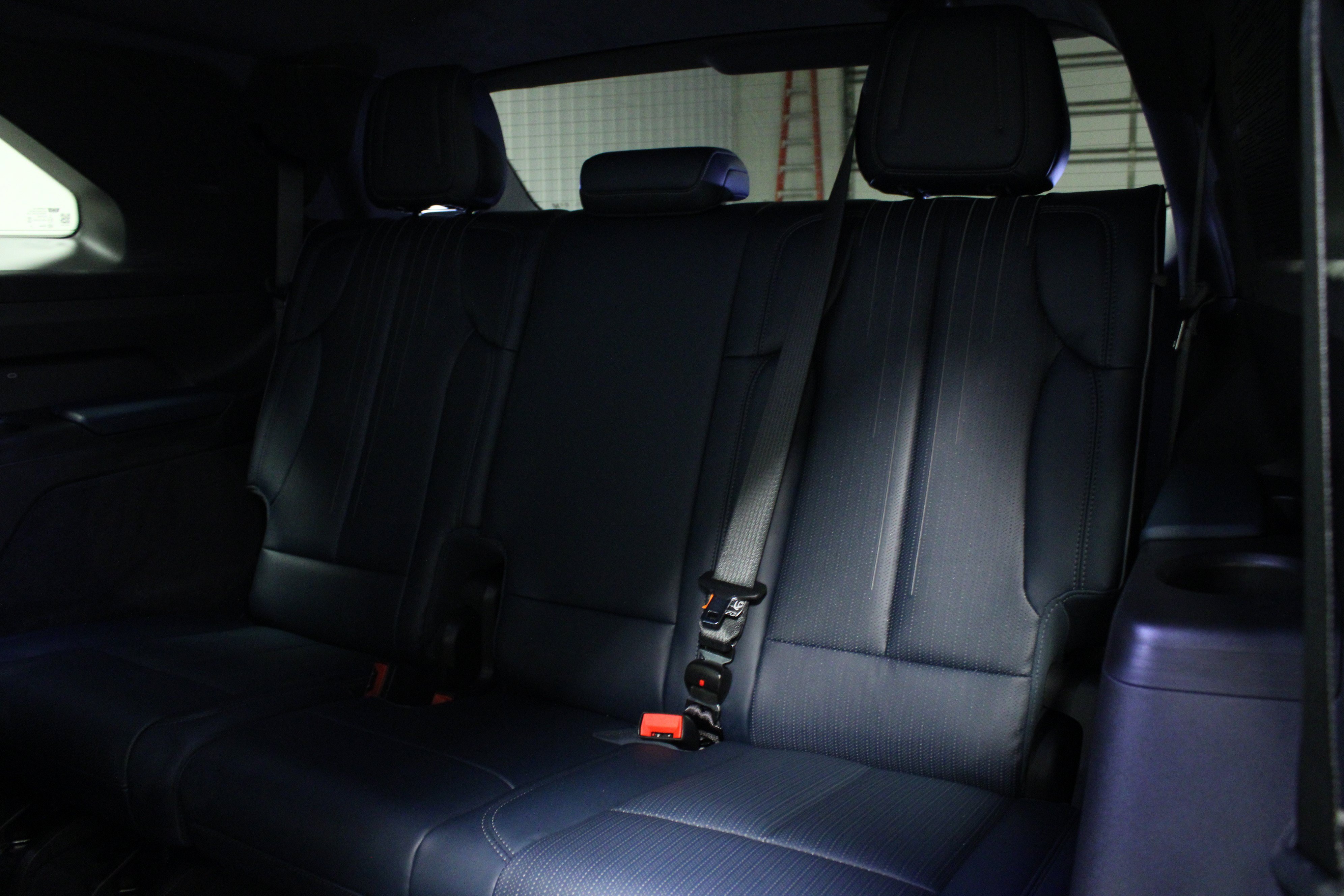 Used 2025 Cadillac Escalade IQ Luxury 2 w/ LPO, Premium Carpet Package AWD/4WD image 14