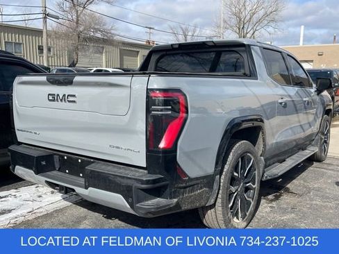 Used 2024 GMC Sierra EV Denali image 3