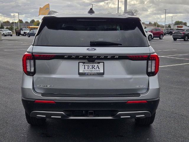 Certified 2025 Ford Explorer Active w/ Active Comfort Package AWD/4WD image 14