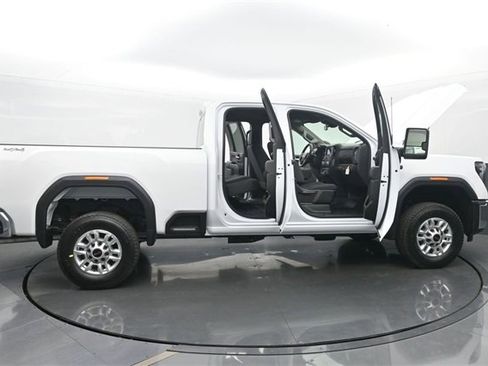 New 2026 GMC Sierra 2500 Pro w/ Convenience Package image 57