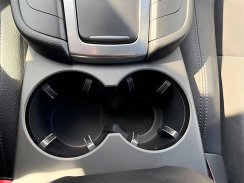 Used 2017 Porsche Macan S image 38