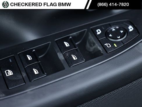 Certified 2025 BMW 530i w/ Premium Package image 19