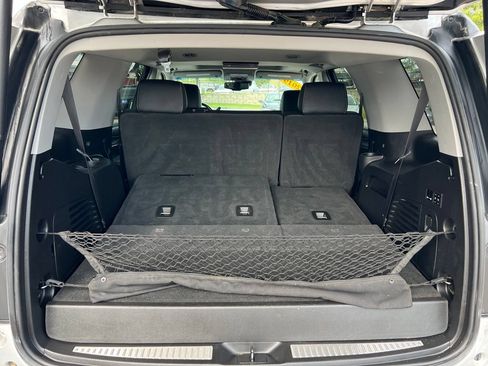 Used 2019 Chevrolet Tahoe LT AWD/4WD image 28