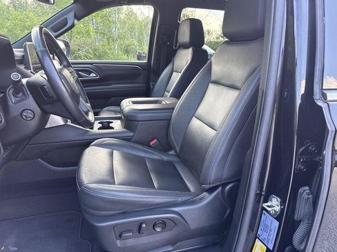 Used 2022 Chevrolet Tahoe LT w/ LT Signature Plus Package AWD/4WD image 12