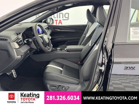 New 2026 Toyota Camry SE w/ Convenience Package FWD image 5