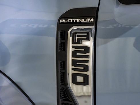 Used 2024 Ford F250 Platinum AWD/4WD image 47