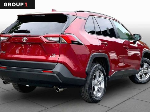 Used 2025 Toyota RAV4 LE AWD/4WD image 13