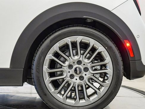 Used 2025 MINI Cooper S image 11