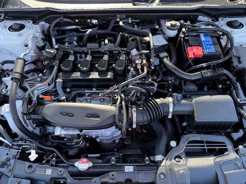 Used 2024 Honda Civic Touring image 10