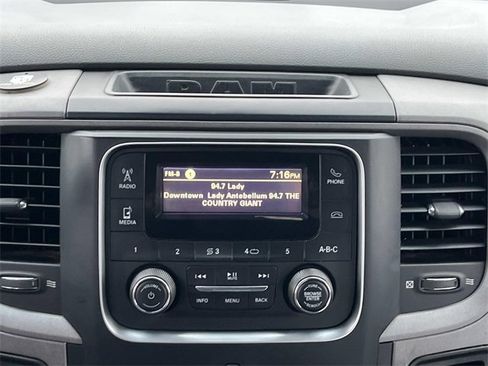 Used 2018 RAM 2500 Tradesman w/ Cold Weather Group image 15