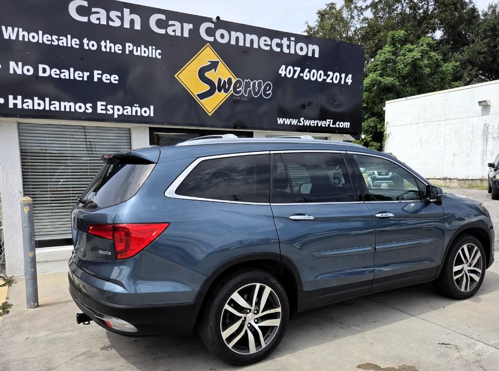 Used 2018 Honda Pilot Touring image 7