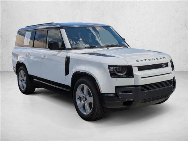 Used 2026 Land Rover Defender 130 X-Dynamic SE AWD/4WD image 7