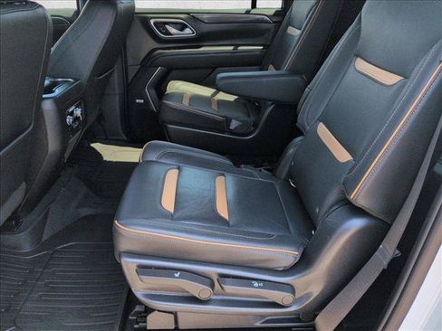 Used 2022 GMC Yukon XL AT4 AWD/4WD image 26