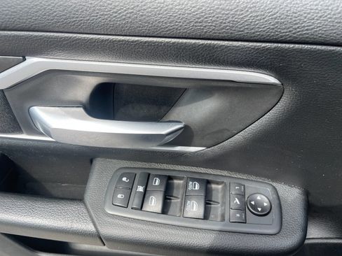 Used 2020 RAM 1500 Big Horn AWD/4WD image 13