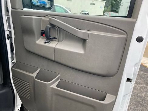 Used 2024 Chevrolet Express 2500 w/ Driver Convenience Package RWD image 28