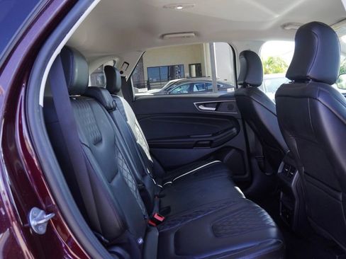 Used 2024 Ford Edge Titanium image 17