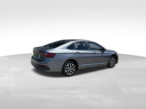 Used 2025 Volkswagen Jetta S FWD image 5