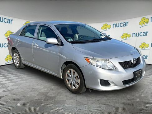 Used 2010 Toyota Corolla LE FWD image 1