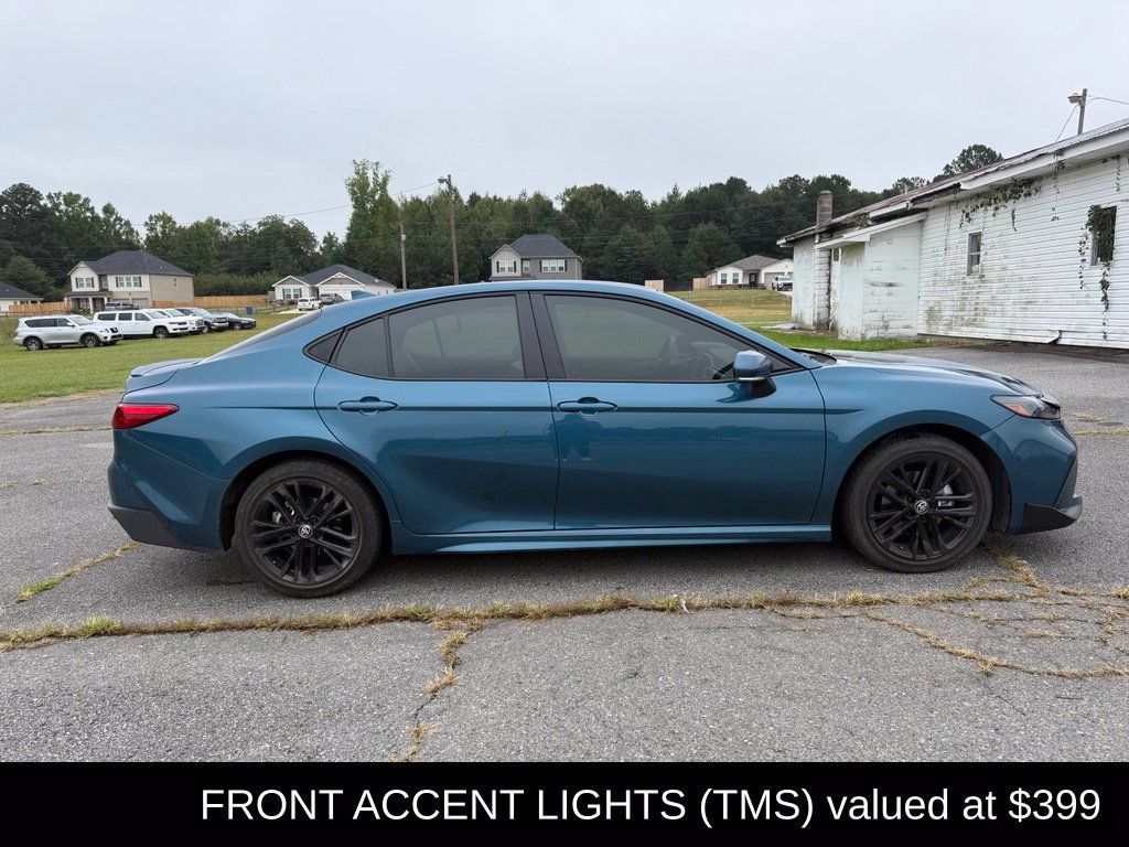 Used 2026 Toyota Camry SE FWD image 2