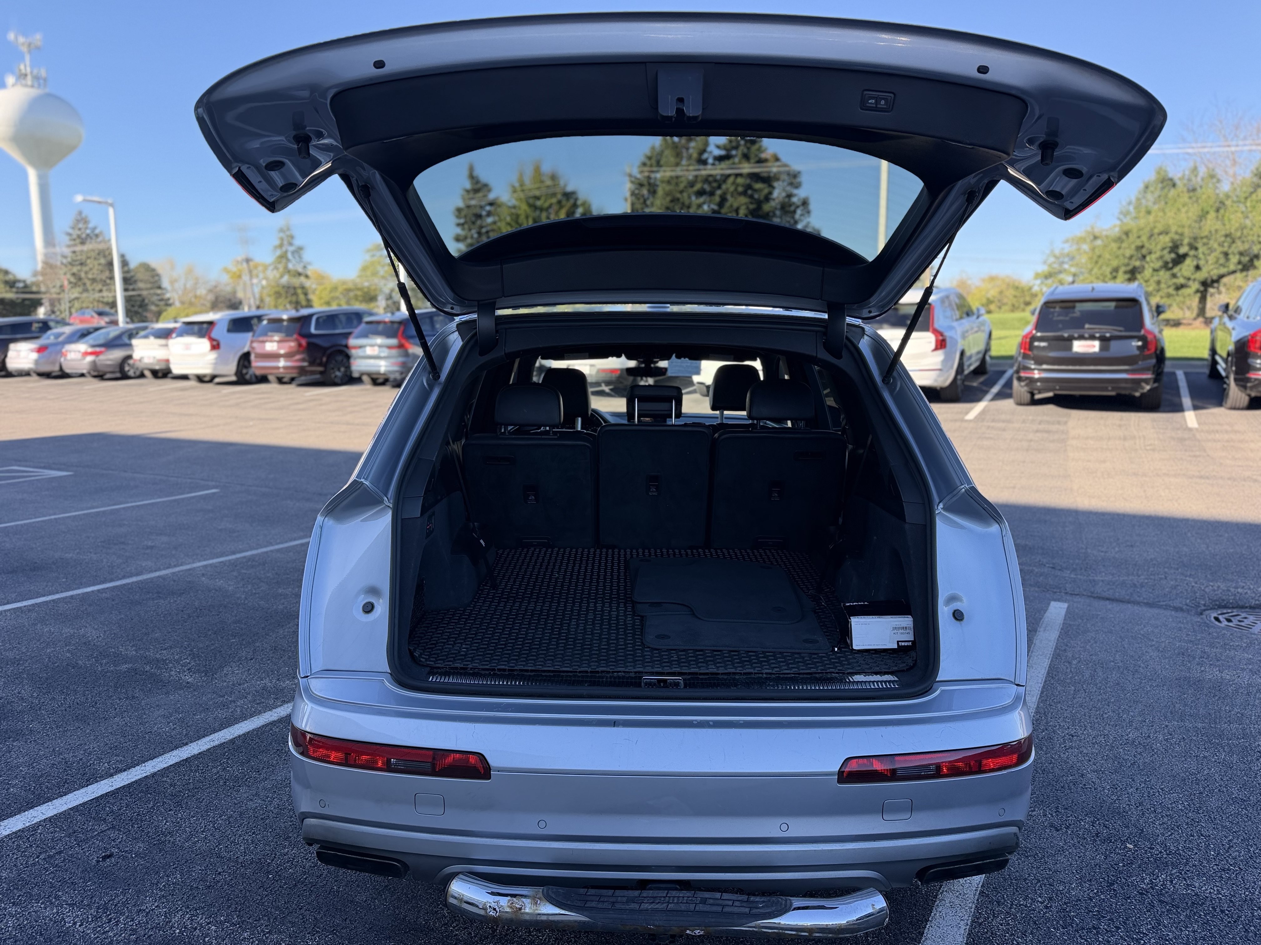 Used 2018 Audi Q7 3.0T Premium Plus w/ Premium Plus Package AWD/4WD image 11