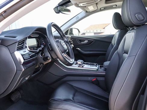Used 2022 Audi Q8 Premium Plus image 24