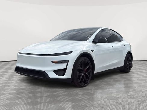 Used 2026 Tesla Model Y Performance AWD/4WD image 3