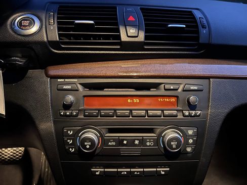 Used 2009 BMW 128i Convertible w/ Premium Pkg image 16