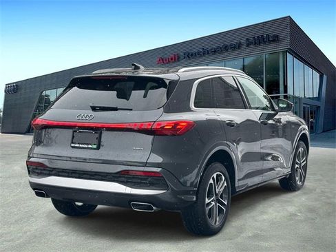 Certified 2025 Audi Q5 Premium Plus w/ Premium Plus image 5