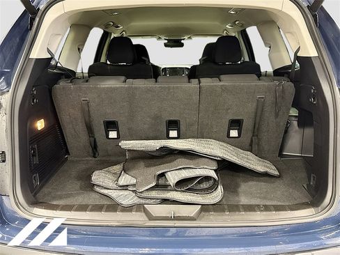 Certified 2024 Subaru Ascent Premium w/ Convenience Package image 26