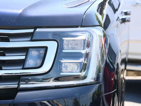 Used 2021 Ford Expedition Max Limited AWD/4WD image 39