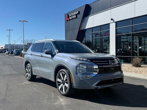 New 2026 Mitsubishi Outlander SEL image 1