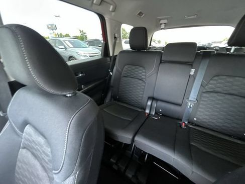 Certified 2022 Nissan Pathfinder SV FWD image 14