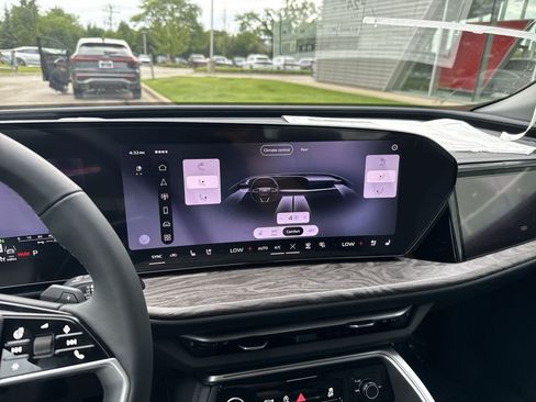 New 2026 Audi Q5 Prestige AWD/4WD image 6