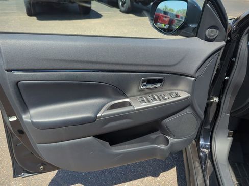 Used 2022 Mitsubishi Outlander Sport SE AWD/4WD image 21