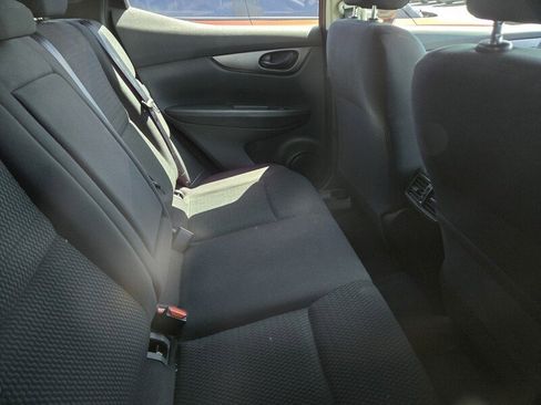 Used 2022 Nissan Rogue Sport S AWD/4WD image 3