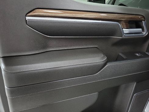 Used 2023 Chevrolet Silverado 1500 RST image 9