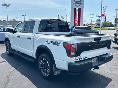 Used 2021 Nissan Titan PRO-4X w/ Pro-4x Convenience Package AWD/4WD image 6