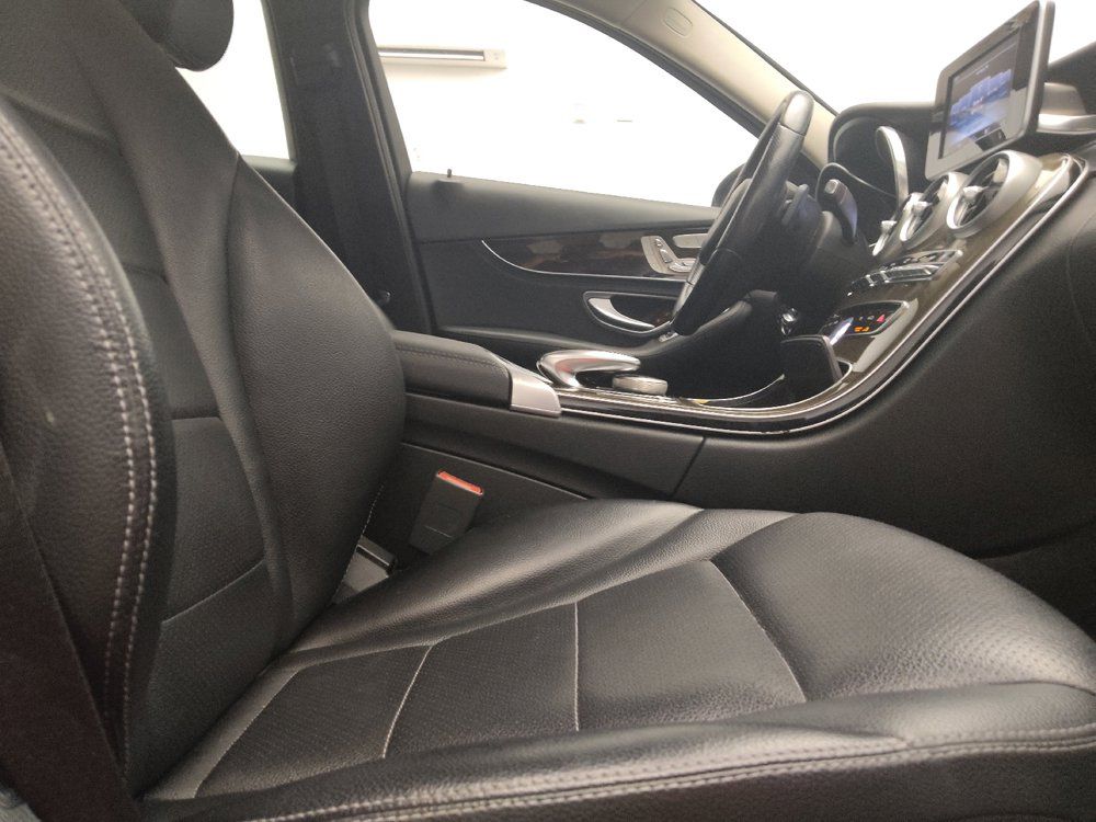 Used 2015 Mercedes-Benz C 300 Sedan w/ Premium 1 Package image 21