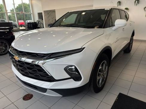 Used 2023 Chevrolet Blazer LT AWD/4WD image 37