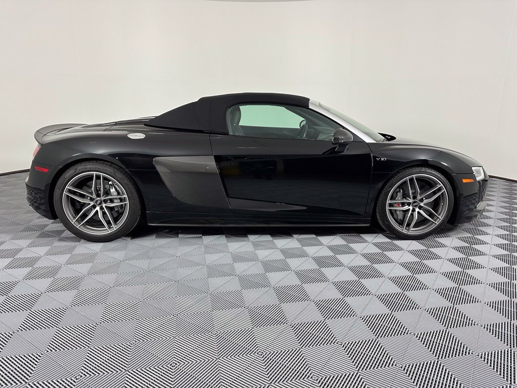 Used 2018 Audi R8 V10 plus AWD/4WD image 14